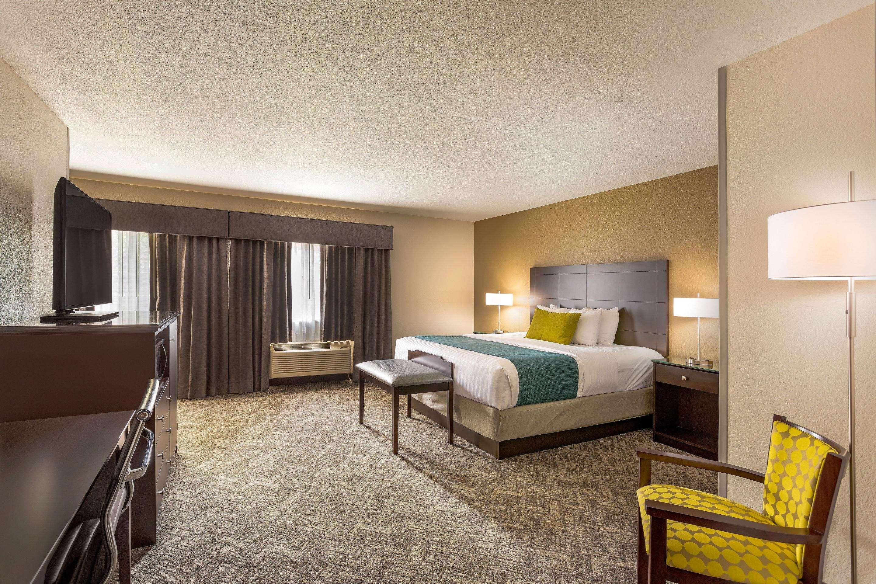 Comfort Inn & Suites Tualatin - Lake Oswego South Extérieur photo