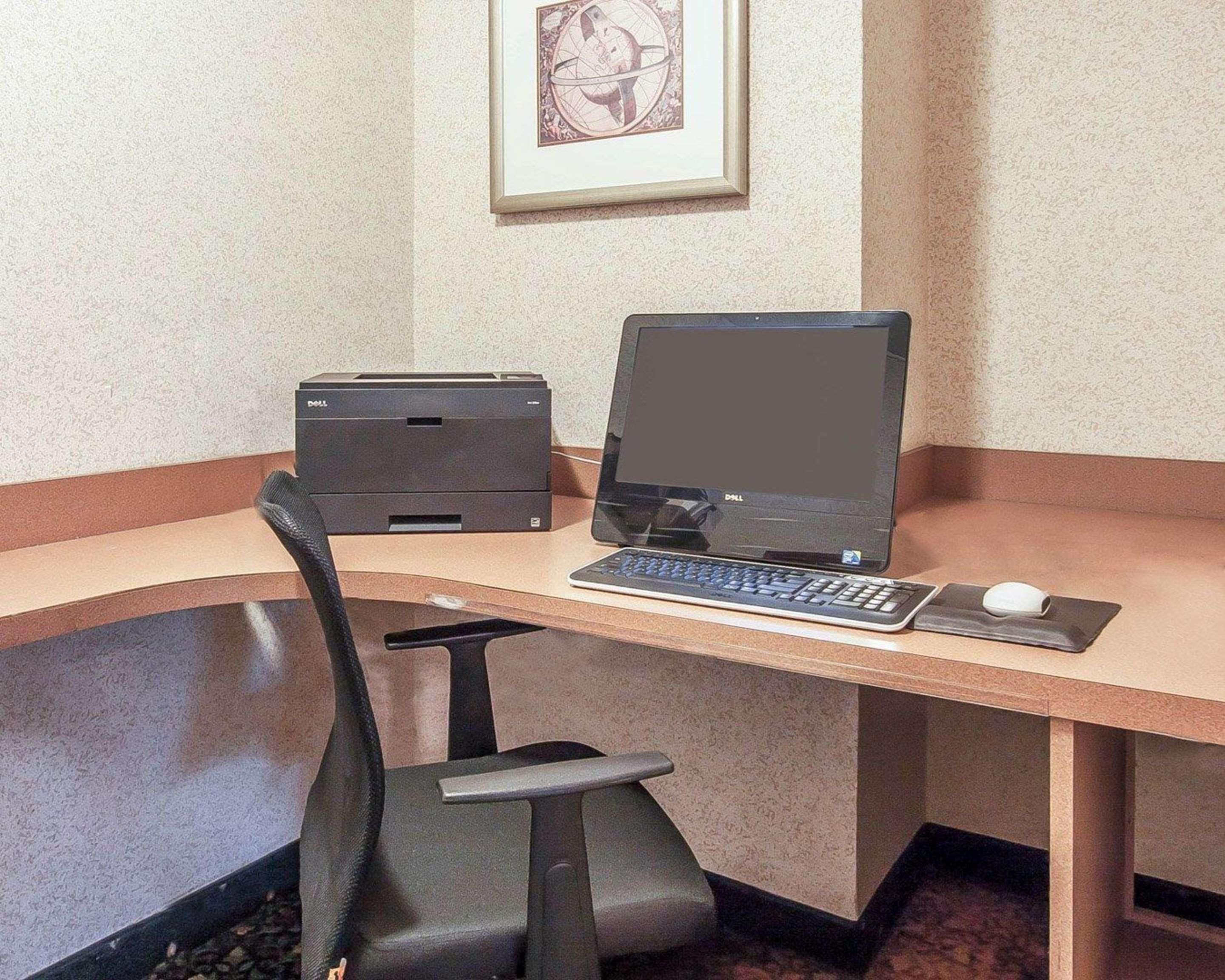 Comfort Inn & Suites Tualatin - Lake Oswego South Extérieur photo