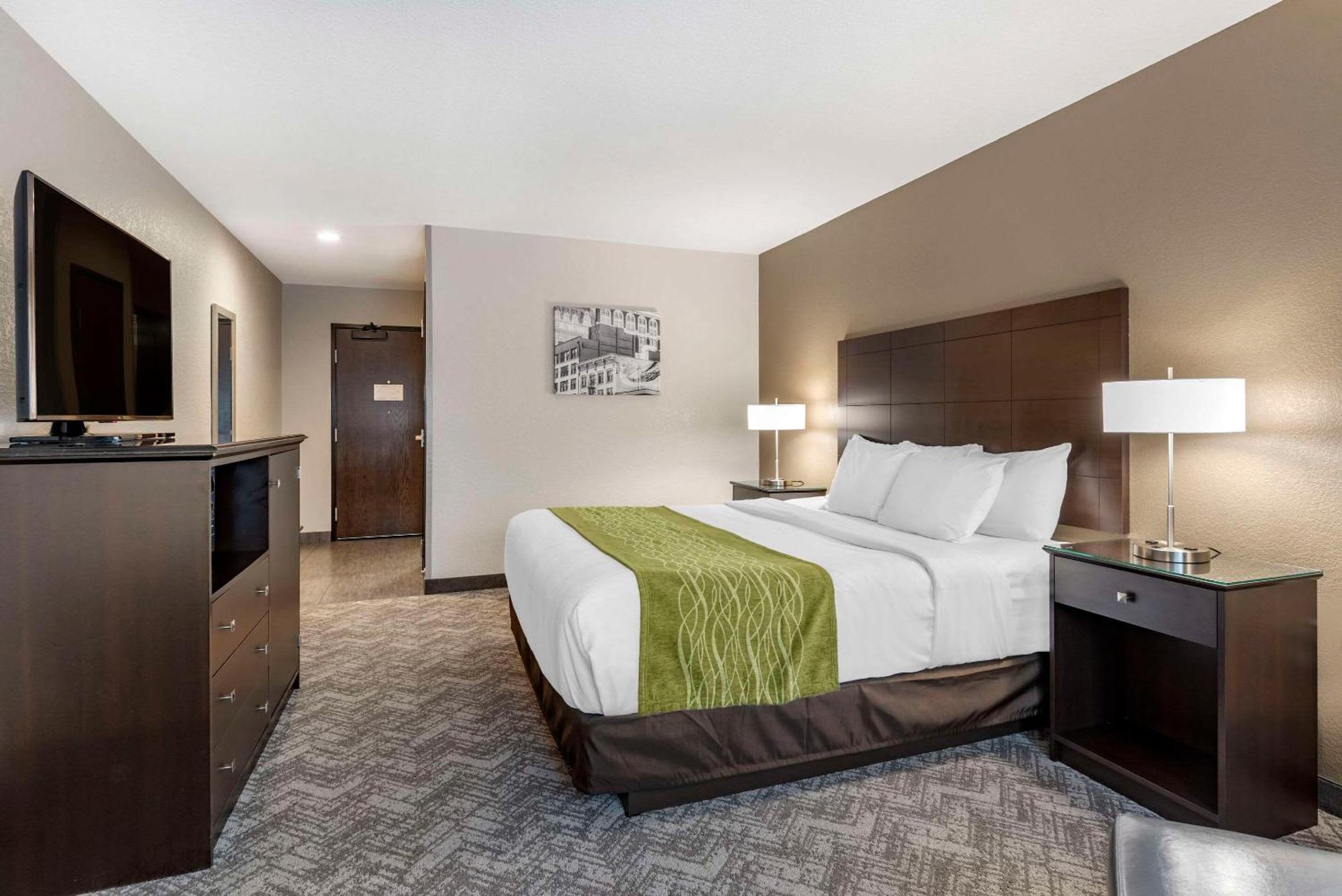 Comfort Inn & Suites Tualatin - Lake Oswego South Extérieur photo